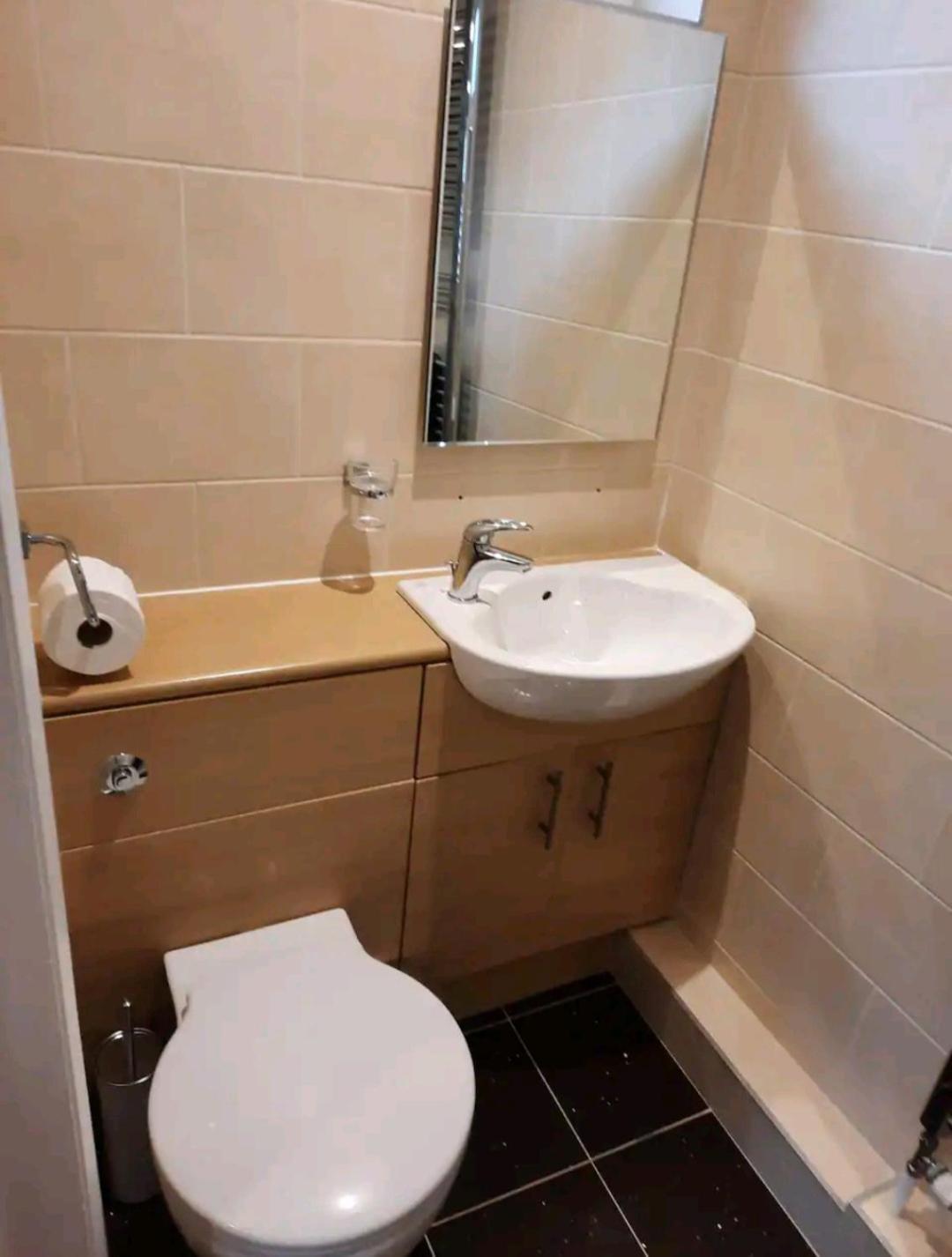 Double With Ensuite Close To Silverstone