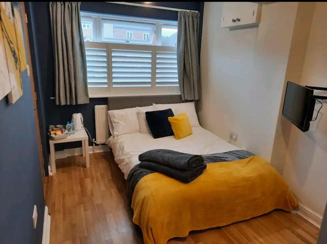Double With Ensuite Close To Silverstone * Whittlebury